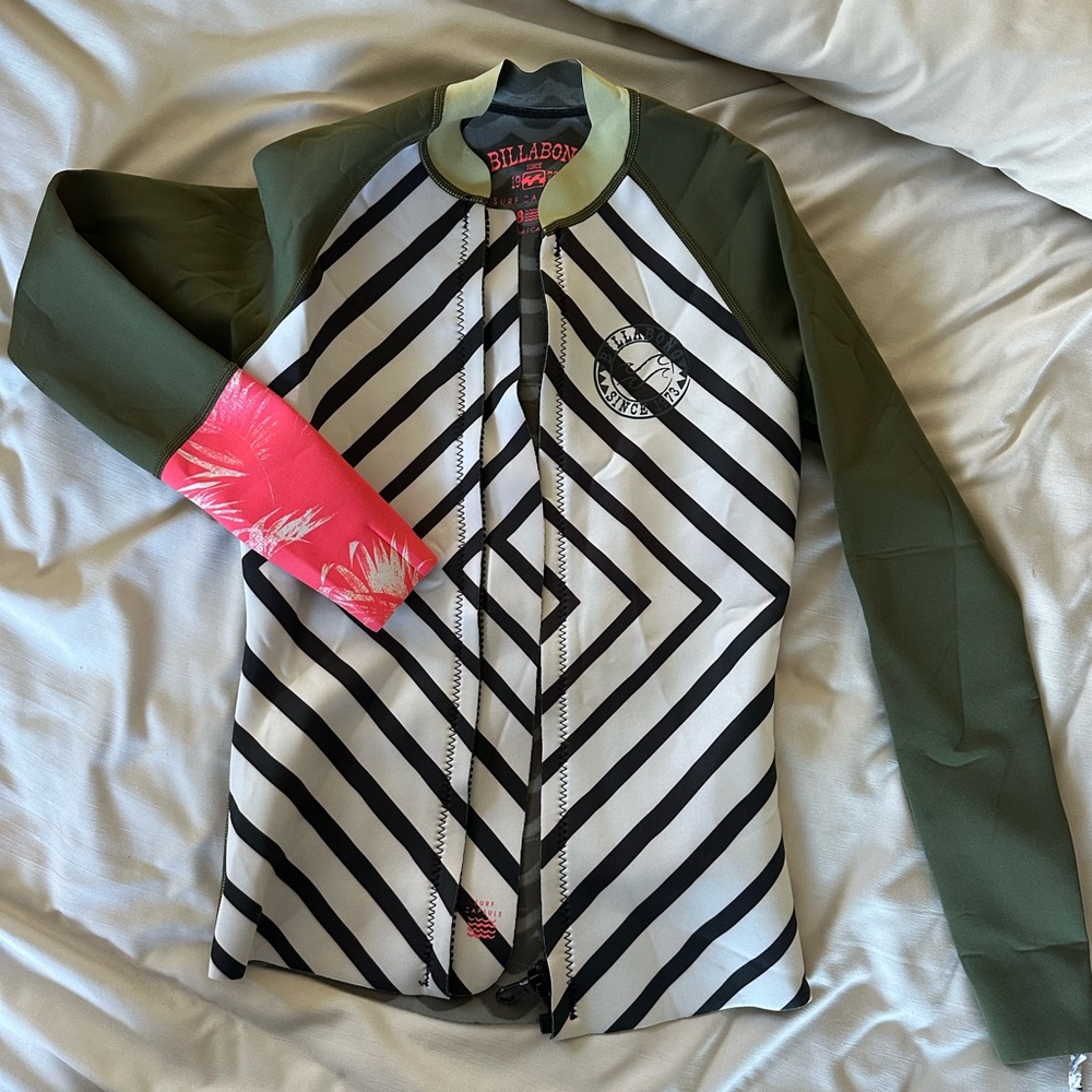Billabong Women's Rash Guard - Green, Black, and Pink